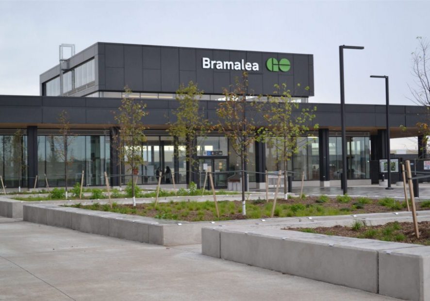 2022-10 bramalea 1-Bramalea-GO-Entrance